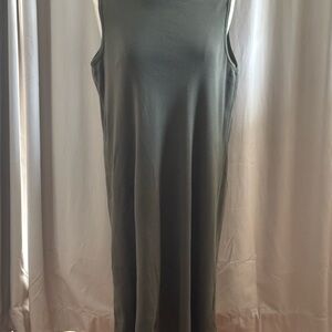 Liz Claiborne Olive Midi Dress